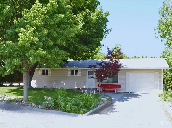 106 Daisy Street NE, Royal City, WA 99357