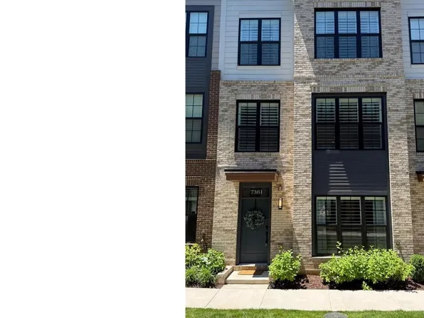 7361 Blade Dr, Falls Church, VA 22042
