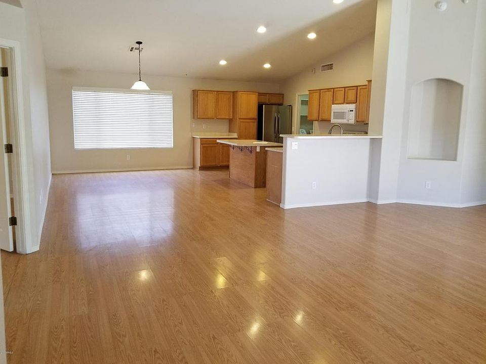 1st image of 10865 E Wier Ave