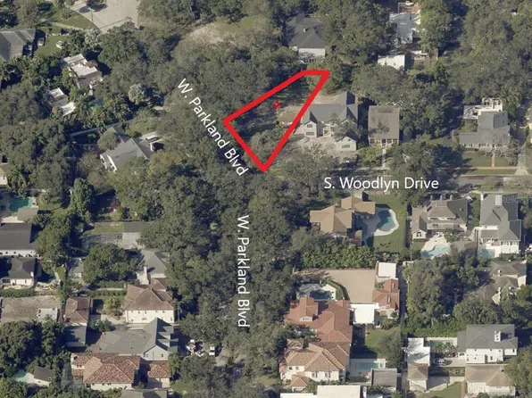 2901 W Parkland Blvd #15, Tampa, FL 33609