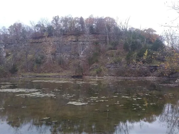 1 SE Quarry Dr, Kingston, MO 64650
