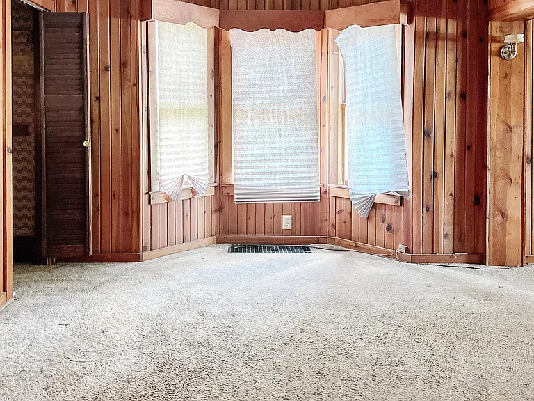 316 E Jackson Ave — Photo 11
