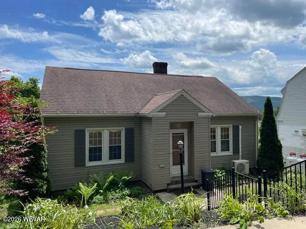 2347 Hillside Ave, Williamsport, PA 17701