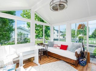 5 Brook Rd, Narragansett, RI 02882