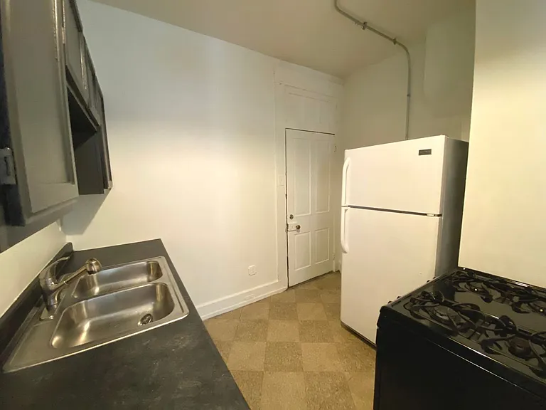 1317 Main St — Photo 6