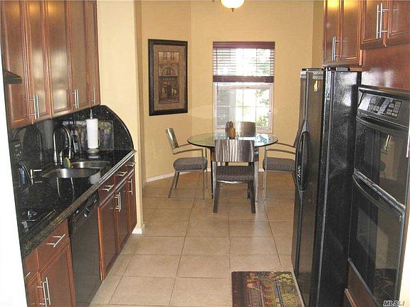 3rd image of 10 Sagamore Dr #207