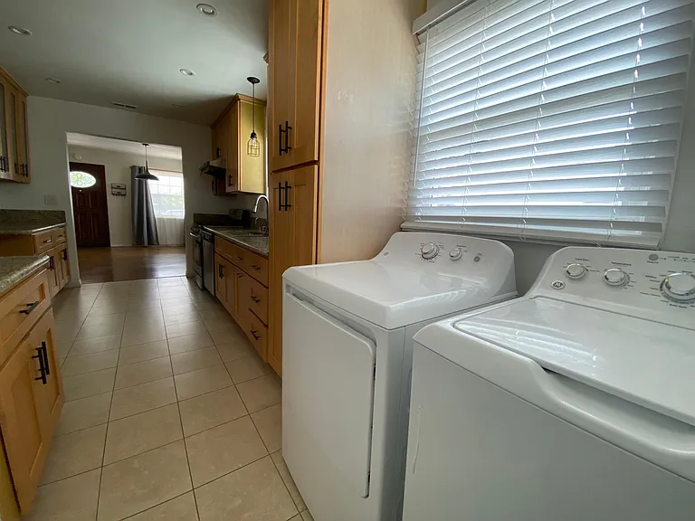 3713 W 184th Pl — Photo 16