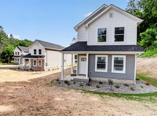 19 Hooker St, Kingston, NY 12401