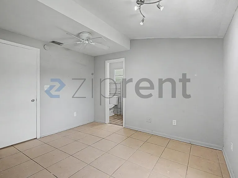 238 NE 57th St — Photo 12