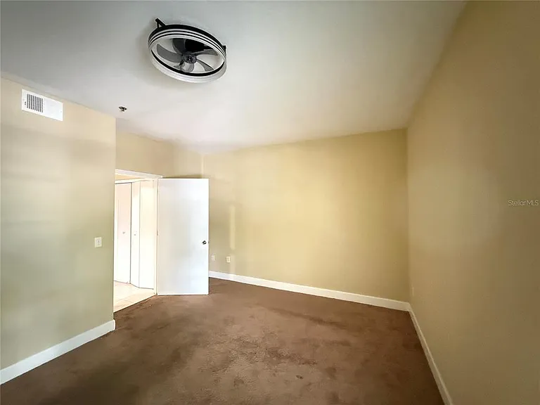13212 Arbor Isle Dr #201 — Photo 22
