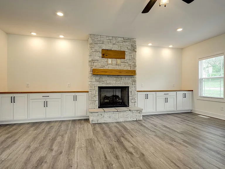 420 Stonemeadow Rd — Photo 21