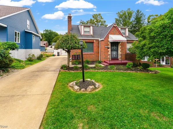 977 Winona Dr, Youngstown, OH 44511