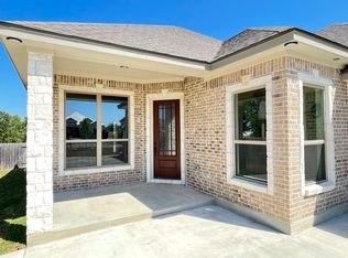 104 Creek Point Dr, Georgetown, TX 78628