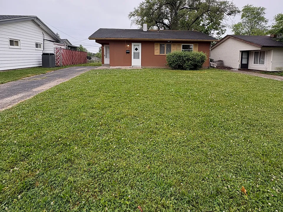 4010 Middlehurst Ln