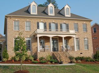 2122 Crigan Bluff Dr, Cary, NC 27513