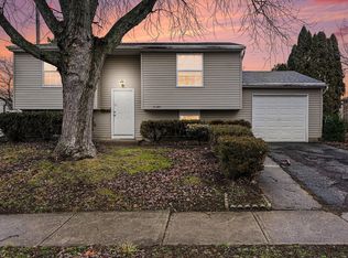 5290 Quincy Dr, Columbus, OH 43232