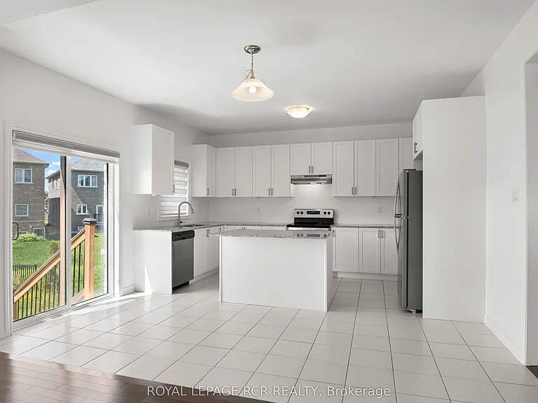166 Seeley Ave — Photo 23
