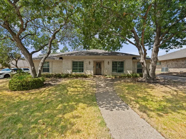 2702 Wagonwheel Dr, Carrollton, TX 75006