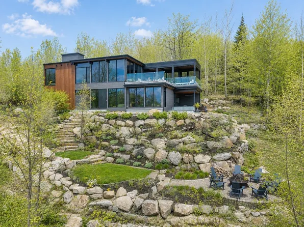 115 Allae Des Persaides, Mont Tremblant, QC J8E 0L4