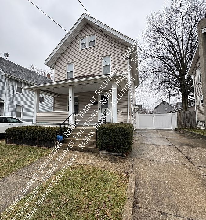 1st image of 979 Neptune Ave