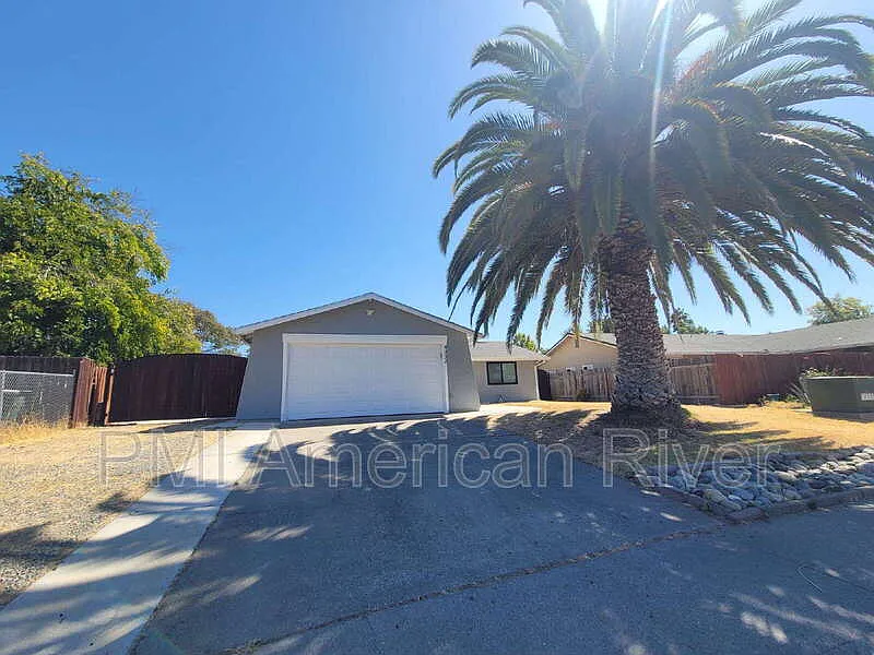4032 Bruce Way