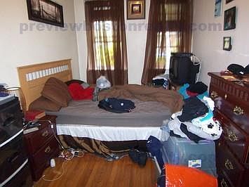 2nd image of 23 Lanark Rd #P2