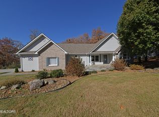 10-12 Greenwood Cir, Crossville, TN 38558