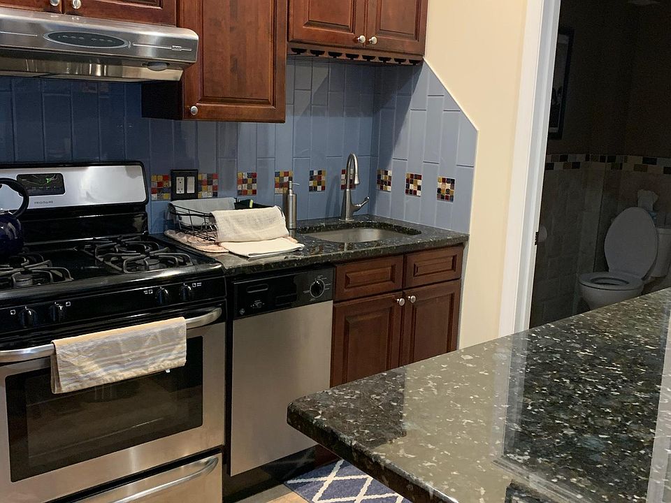 2nd image of 315 Millburn Ave #2