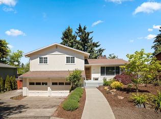 10045 SW Heather Ln, Beaverton, OR 97008