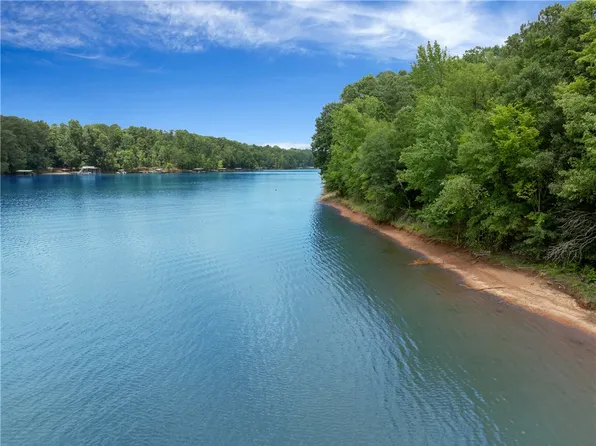 8 Little Creek Rd, Anderson, SC 29621