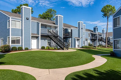 Riverbend Apartments Photo 1