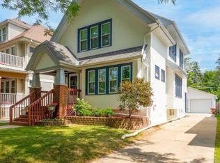 2344 N 65th St, Wauwatosa, WI 53213