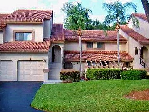 Private entrance & garage