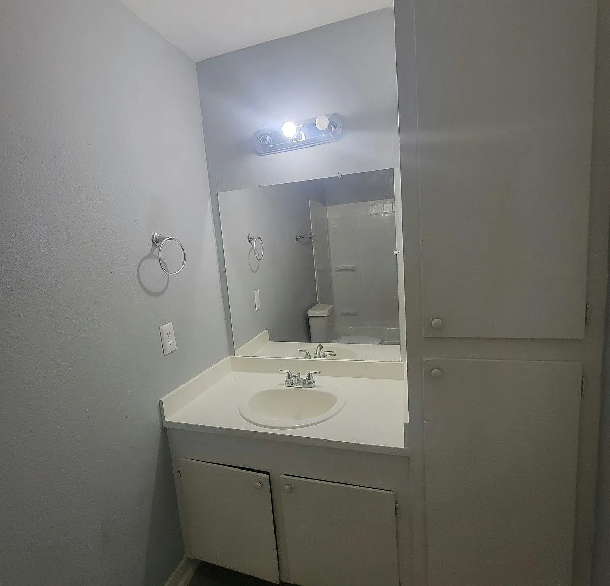225 West McDowell Road, Unit BH - D6 — Photo 3
