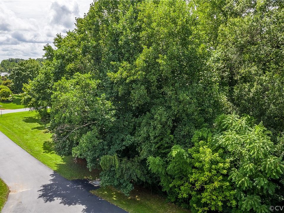 102 Lockgreen Pl, Richmond, VA 23226 MLS 2224802 Zillow