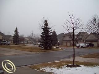 3rd image of 41983 Waverly Dr #1