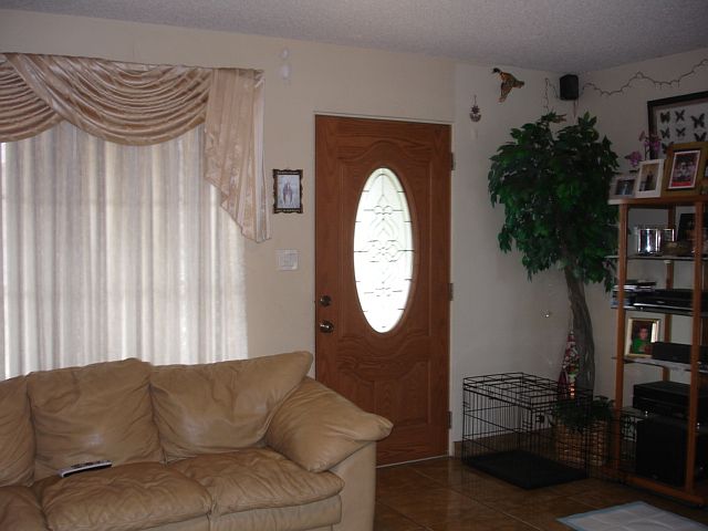 2nd image of 11856 Archwood St