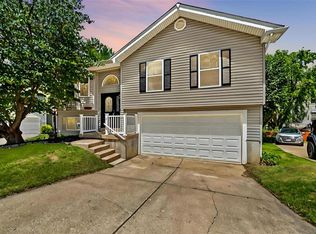 142 Lamplighter Way, O'Fallon, MO 63368
