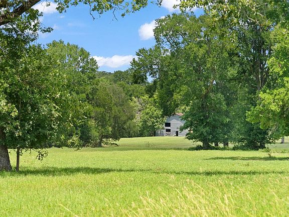2nd image of 1010 Saint Delight Rd