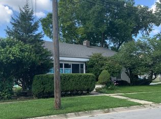 552 Orange St, Elgin, IL 60123