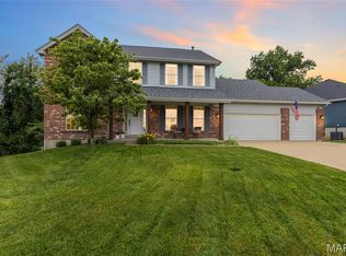 2609 Towne Oaks Dr, Saint Louis, MO 63129
