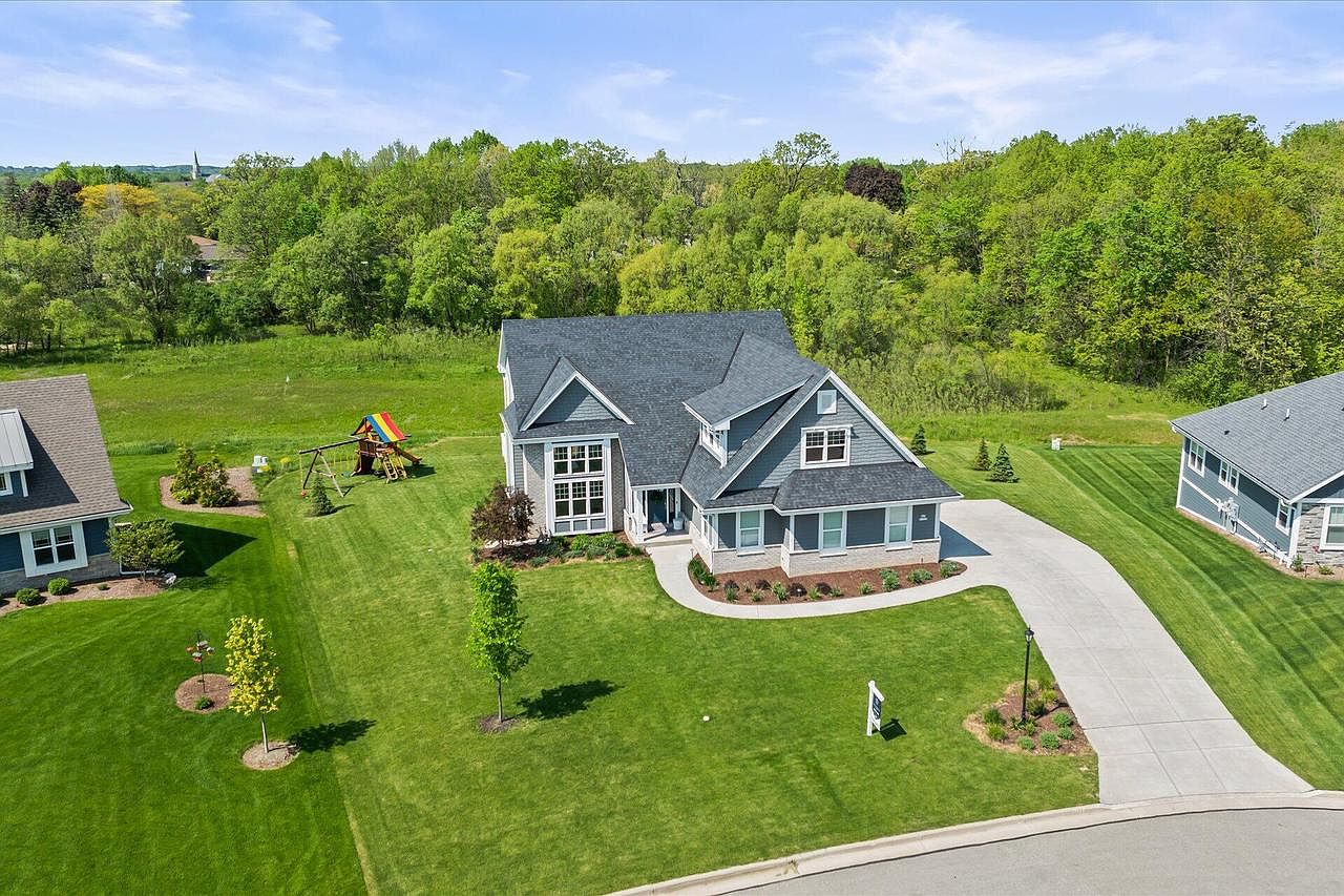 その他 NEIGHBORHOOD - NEIGHBORHOOD CM . V600   A-FAN N67W13238 West View CIRCLE, Menomonee Falls, WI 53051 | Zillow