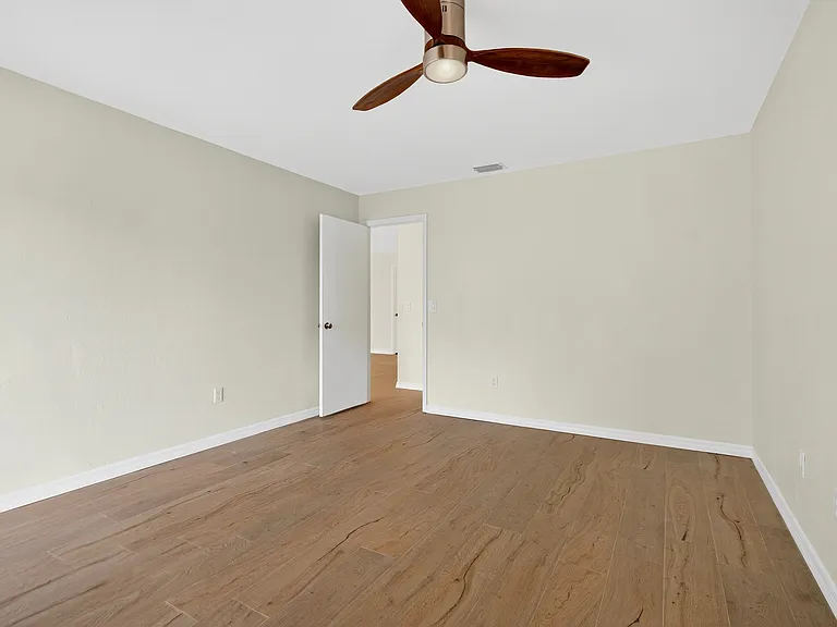 62 Folcroft Ln #1 — Photo 18