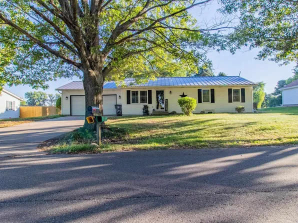 16726 Stoney Lane Dr, Goshen, IN 46528