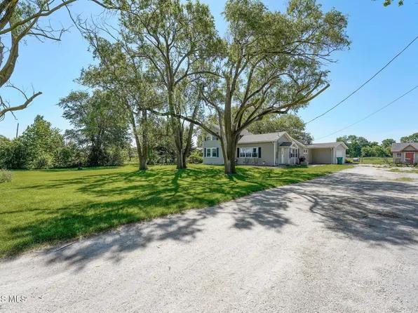 22280 W Hellwig Rd, Genoa, OH 43430