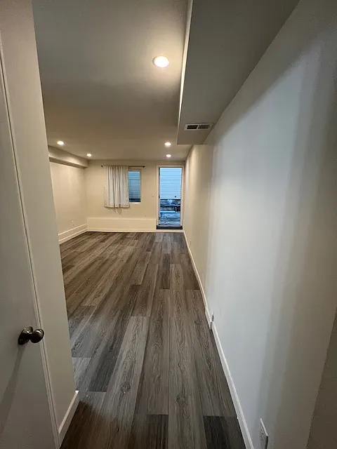1 bed, $1,285 — Photo 4
