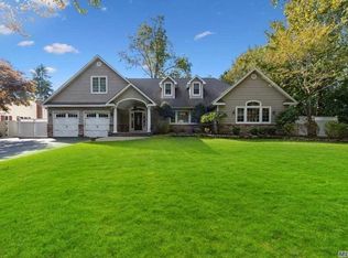 81 Derby Ave, Greenlawn, NY 11740