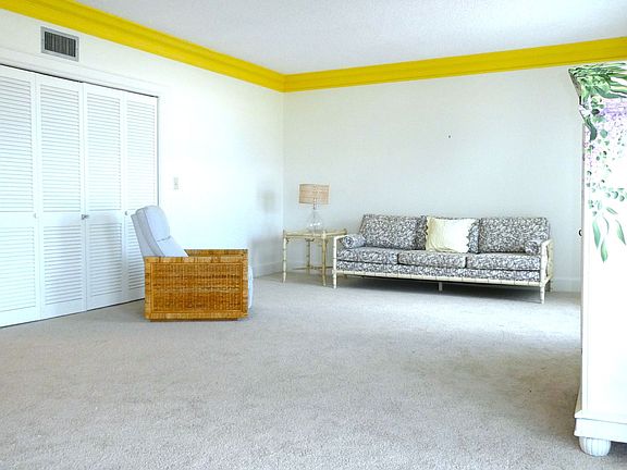 3rd image of 4950 Gulf Blvd APT 205