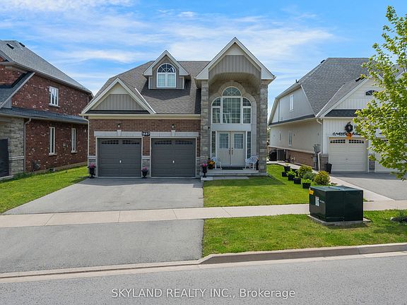 2nd image of 1487 Marina Dr