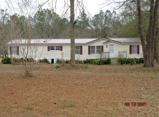 113 Buggy Whip Ln, Jesup, GA 31546